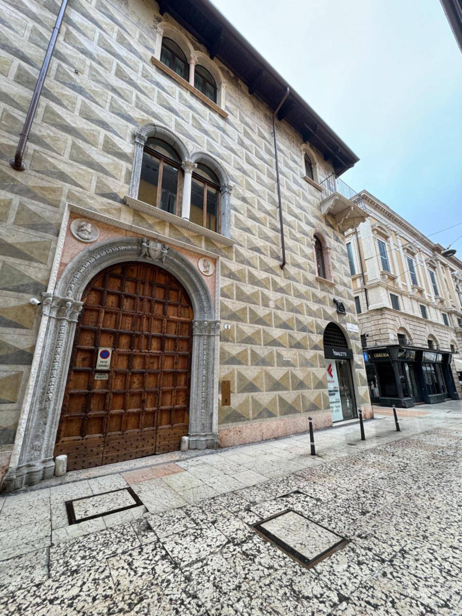 Palazzo Confalonieri Da Lisca Verona Exteriér fotografie