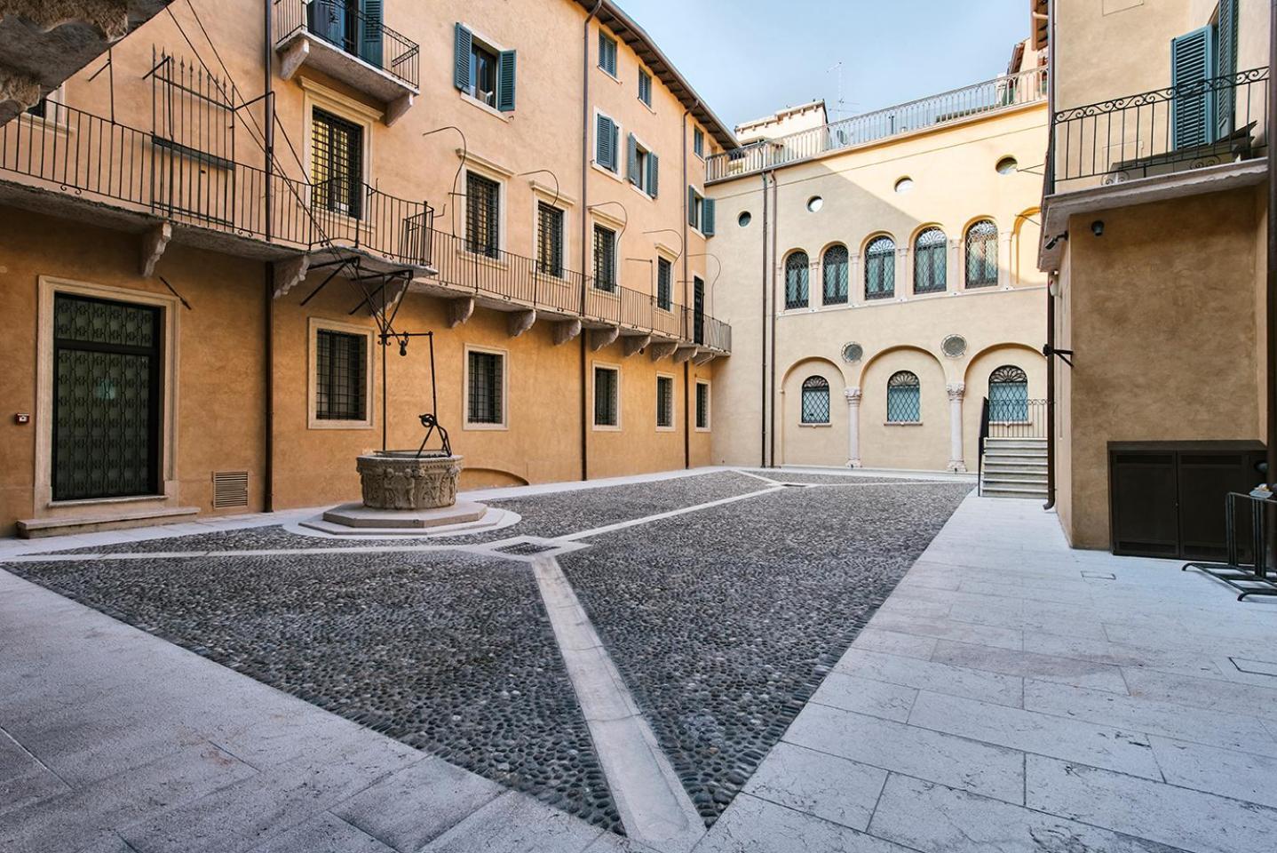 Palazzo Confalonieri Da Lisca Verona Exteriér fotografie